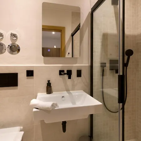 아파트 Kusenberg -416- 미텐발트